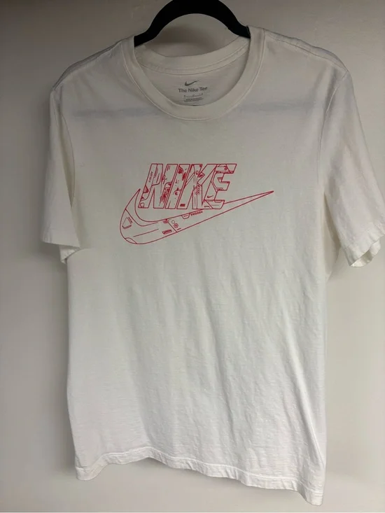 Nike White Short Sleeve Tee with Red Outline Logo