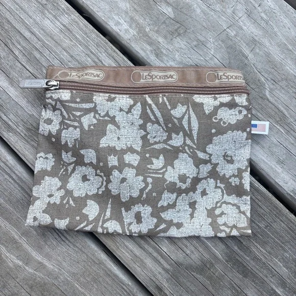 Lesportsac vintage multicolor floral zip pouch 8.75