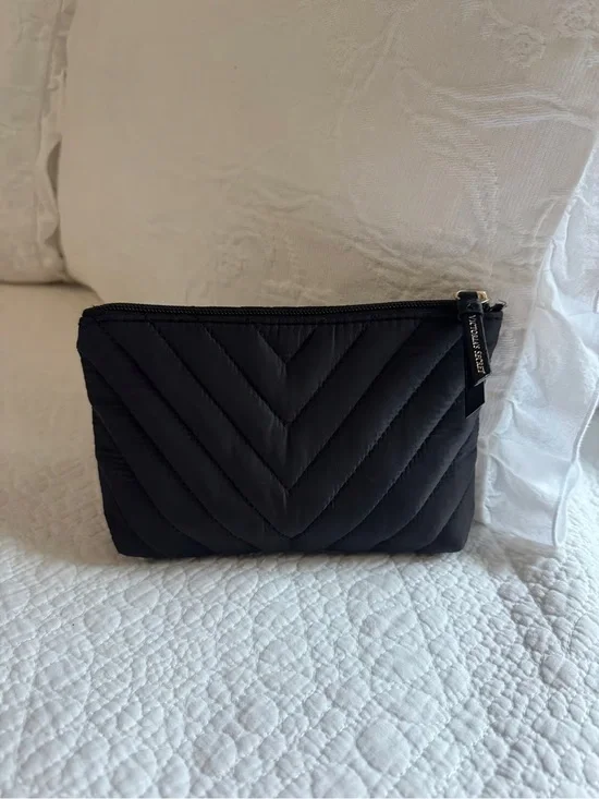 Victoria’s Secret Black Makeup Cosmetics Bag set of 2