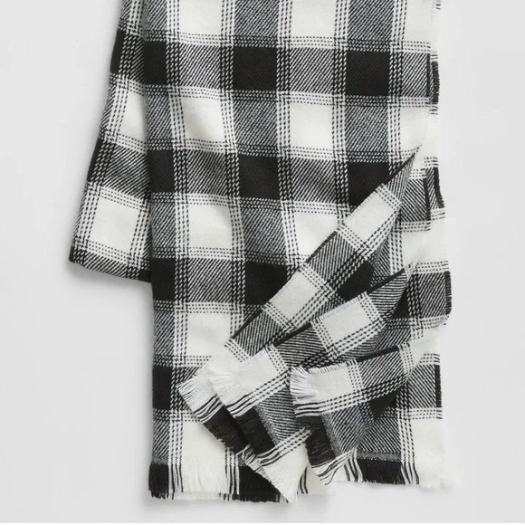 NWT GAP Black‎ White Plaid Print Fringe Cozy Flannel Scarf Men Unisex Winter NEW