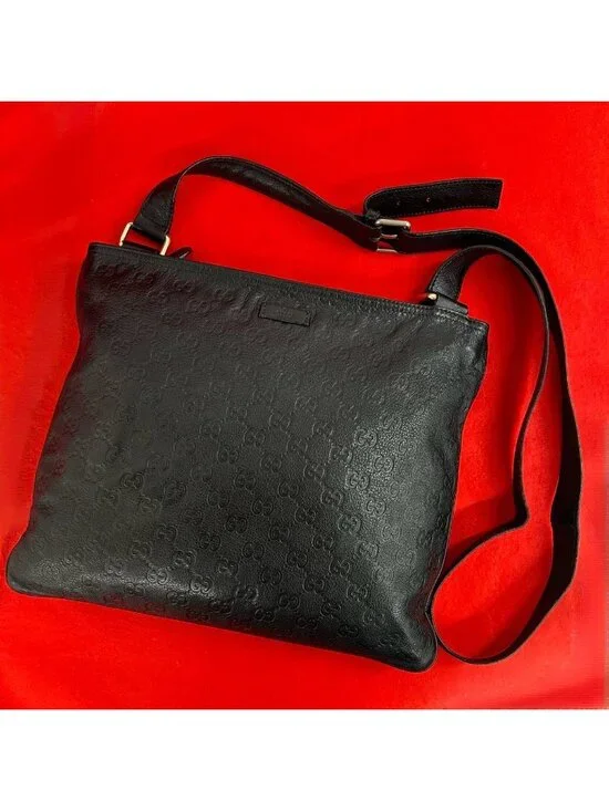 Gucci Guccissima GG All Over Pattern Log Leather Shoulder Bag Cross Crossbody