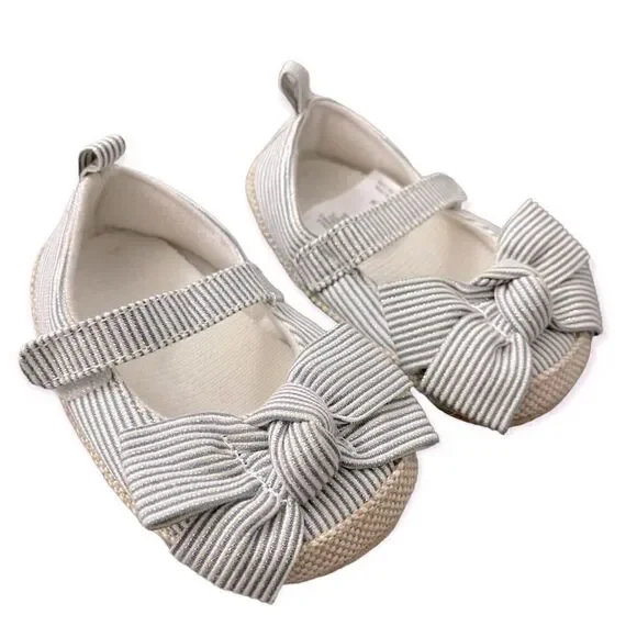 Target Baby Girl’s Striped Seersucker Bow Detail Slipper Crib Shoes 6-9 Months