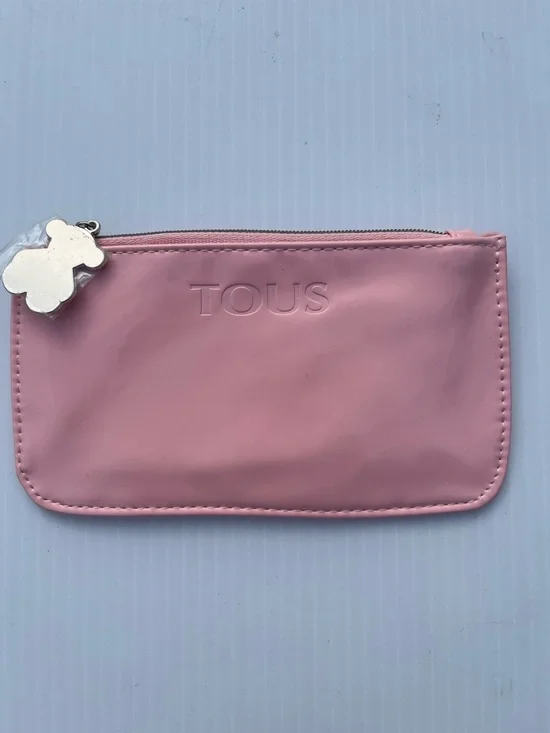 TOUS “Brenda”Pink Pouch with a prominent Silver Bear Charm nwot