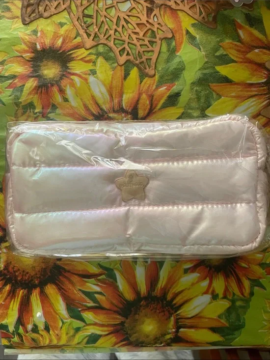 Holographic Light Pink Quilted Makeup Pouch