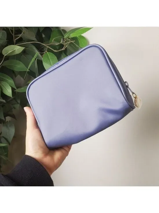 Mary Kay Lilac Lavender Cosmetic Travel Bag Case NEW