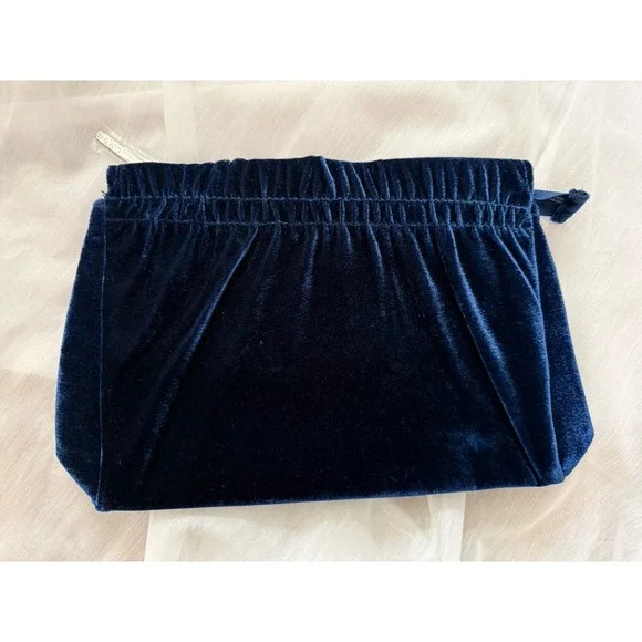 New‎ Lancome Blue Velvet Style Cosmetic Makeup Bag Holder Without Tags