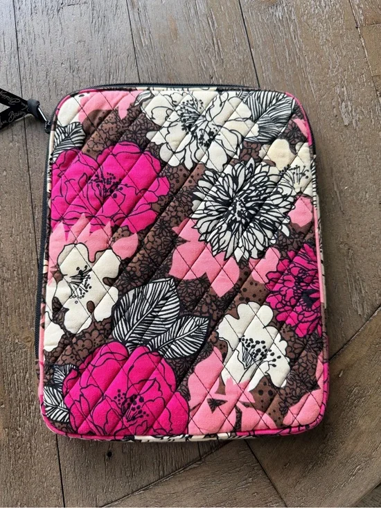 Vera Bradley Hot Pink Floral Quilted Tech Pouch