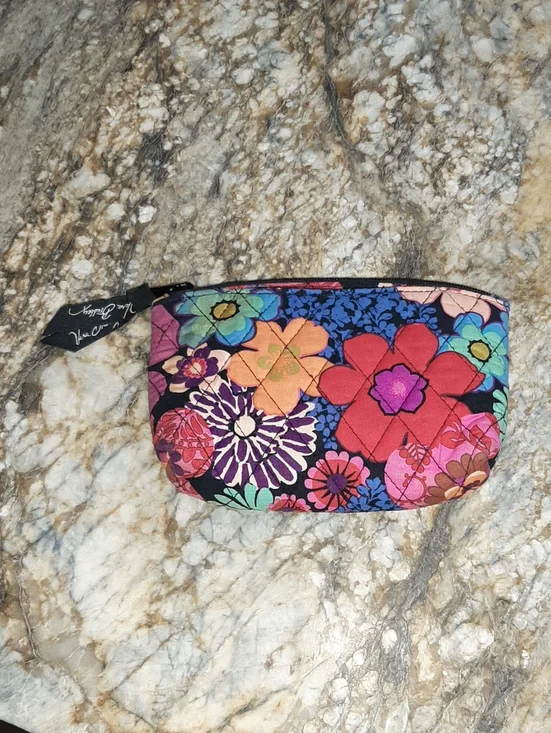 NWOT!❤️ VERA BRADLEY Cosmetic Case