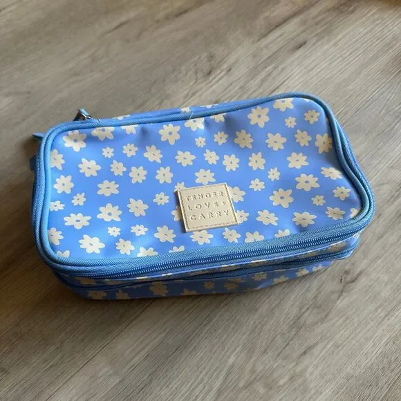 Tender Love & Carry Cosmetic Bag Art Tools Make Up Trinkets