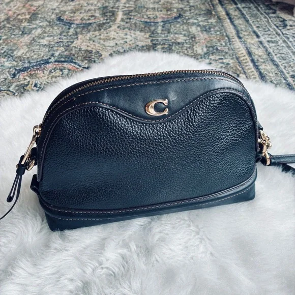 Coach Ivie F37863 Pebbled Leather Camera Crossbody Purse Black Gold Logo Bag