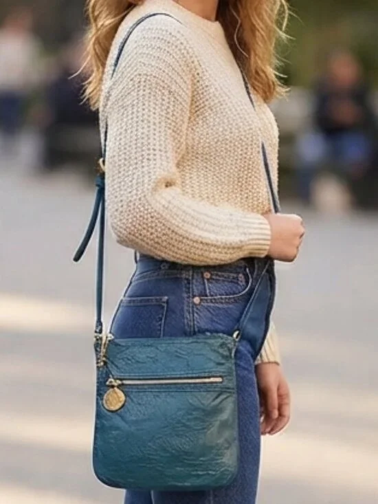 Gianni Bini Teal Blue Leather Crossbody Bag Purse Gold Hardware Minimalist Prep