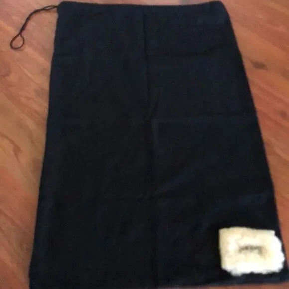 UGG Black with for emblem dust bag, large