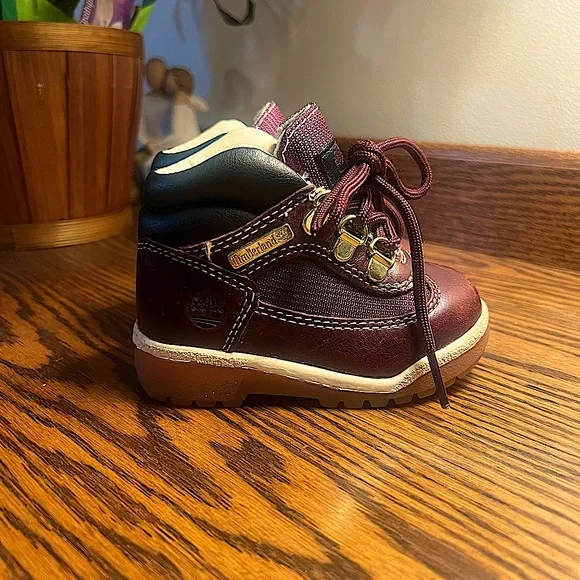 Timberland 5c boots WORN ONCE‎