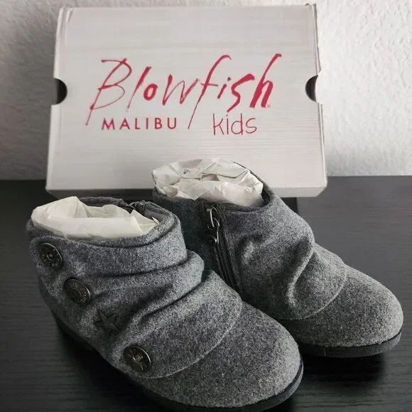 Blowfish Toddler Girls Stiggy-T Gray Flannel Button Zip Closure Booties Size 10