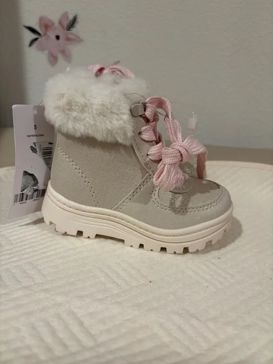 Carters Viola Girls Cream Faux Fur Winter Boots Pink Laces Size 5 Side Zip