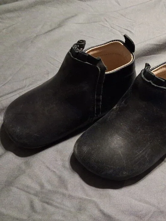 Size 6 Toddler/baby Little Love Bug Mila Low Top Boots
