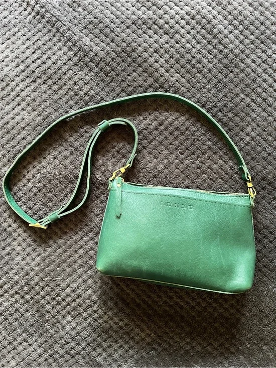Portland Leather Goods Poppy Purse in Pebbled Bacalar Green Gold Tone Hardware