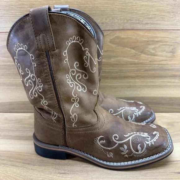 Smoky Mountain Boots Girls 2.5 Embroidered Floral Square Toe Rodeo Ranch