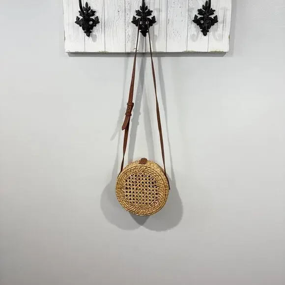 J.Crew Rattan Circle Crossbody Bag with Leather Strap – EUC