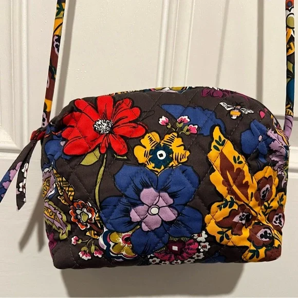 Vera Bradley Blake Crossbody Bag in Pattern Colorful Bouquet Floral Preppy