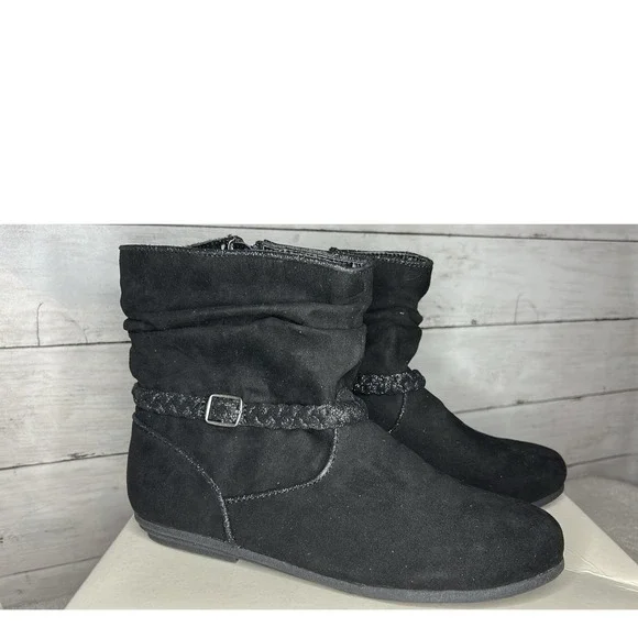 NEW Kids Black Suede Ruched Boots Memory Foam Size‎ 5 M Evelyn