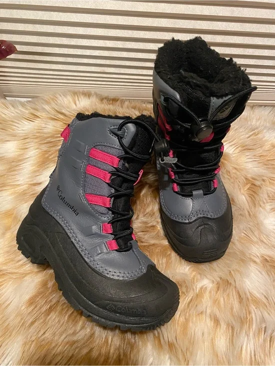 Columbia Youth Bugaboot Celsius Waterproof Winter Snow Boots - Size 1 Youth