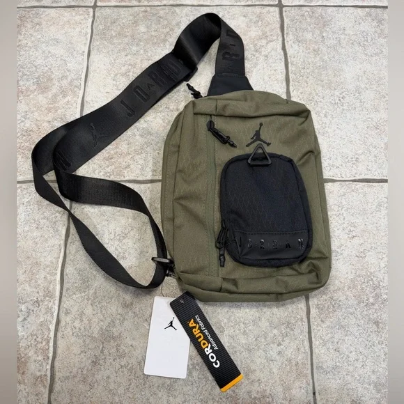 Jordan Collectors Crossbody Bag (3L) - NWT