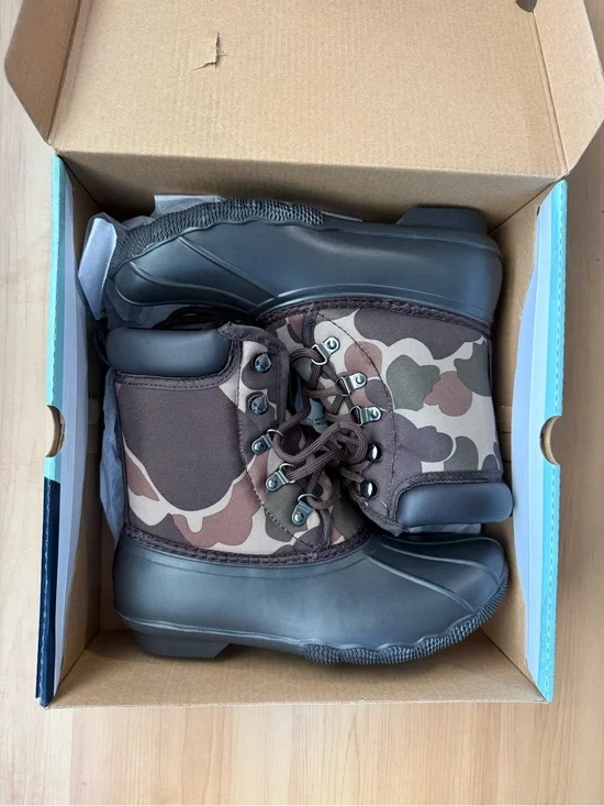 Magellan Outdoors Brown Camo Kids Waterproof Lace-Up Boots