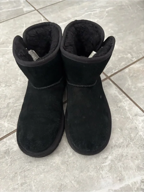 Girls UGG Boots