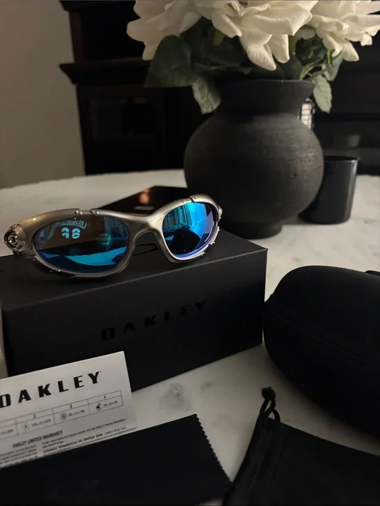 Oakley Vintage Sunglasses