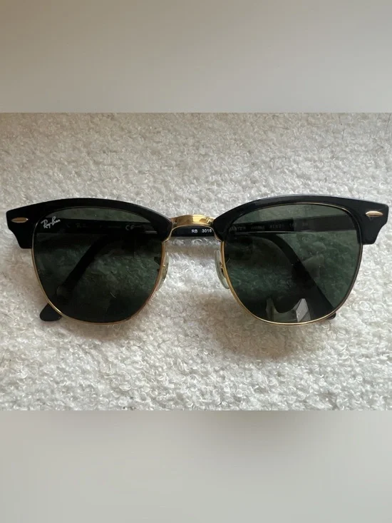 Ray-Ban Black and Gold Clubmaster Sunglasses with Dark Green Lenses