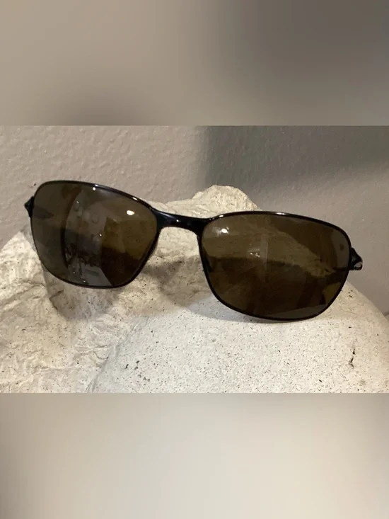 Vintage Oakley C Wire 004046 Men’s Polished Black Frame Black Iridium Polarized