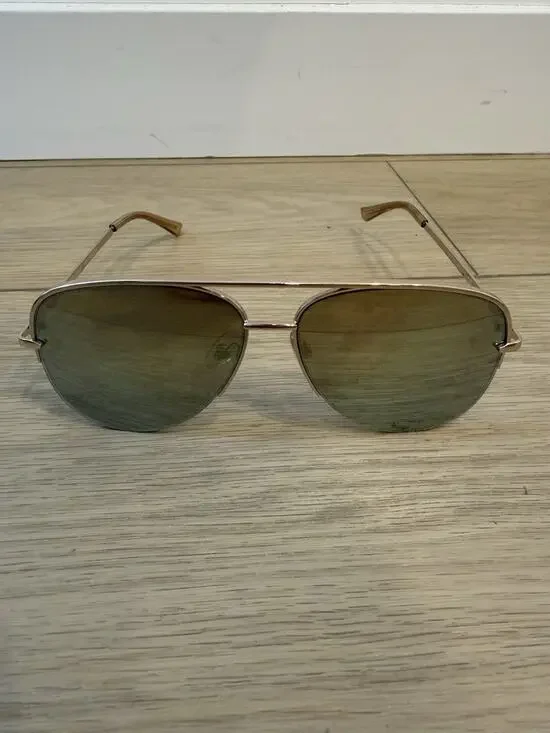Foster Grant Unisex Aviator Sunglasses Metal Gold