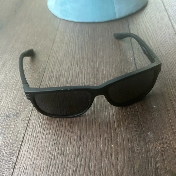Piranha Hydrofloat sunglasses!!