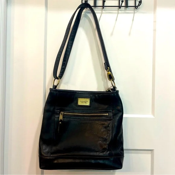 Vintage Black Leather‎ Tignanello Crossbody/Shoulder Bag