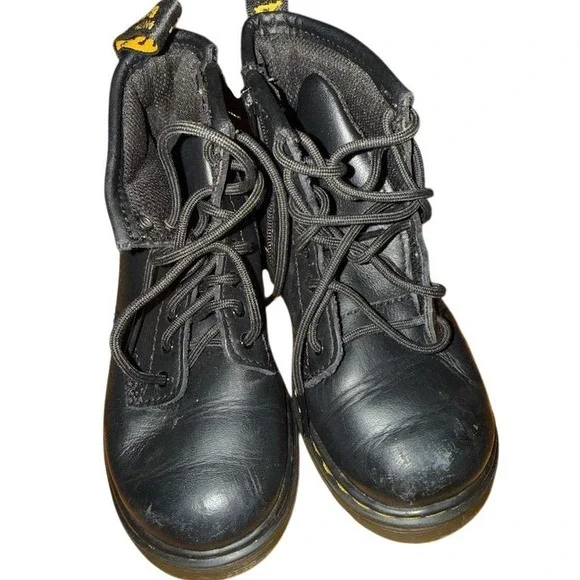 Dr. Martens Ankle Boots Unisex‎ Black Side Zip Yellow Stitch Everyday kids Sz 10