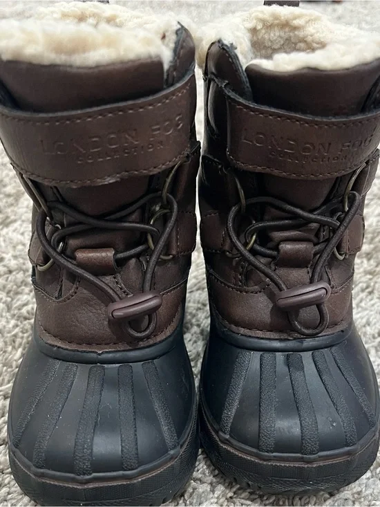 London Fog Kids Brown Winter Boots with Sherpa Lining
