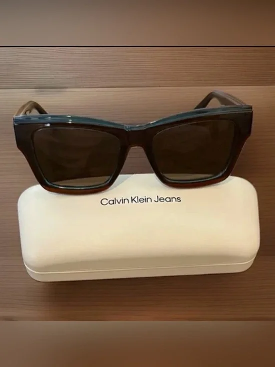 NEW Calvin Klein Jeans CKJ24609S Taupe Square Sunglasses 53mm – New with Case