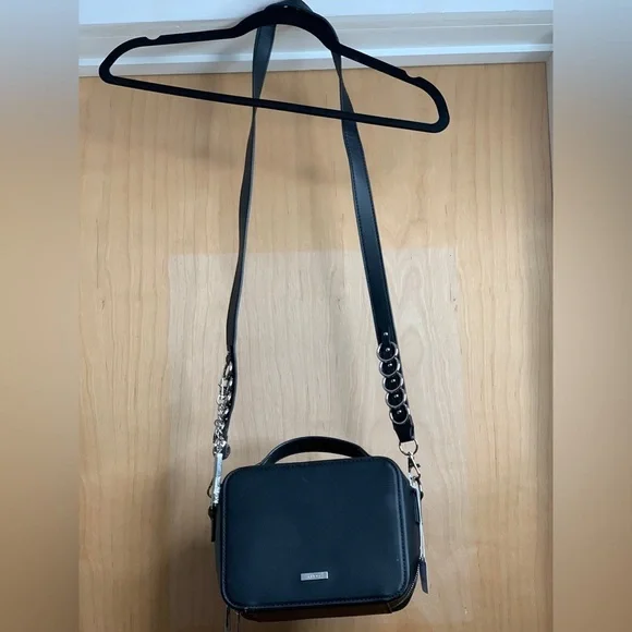 Aldo Black Faux Leather Crossbody Camera Bag.    Modern Hardware