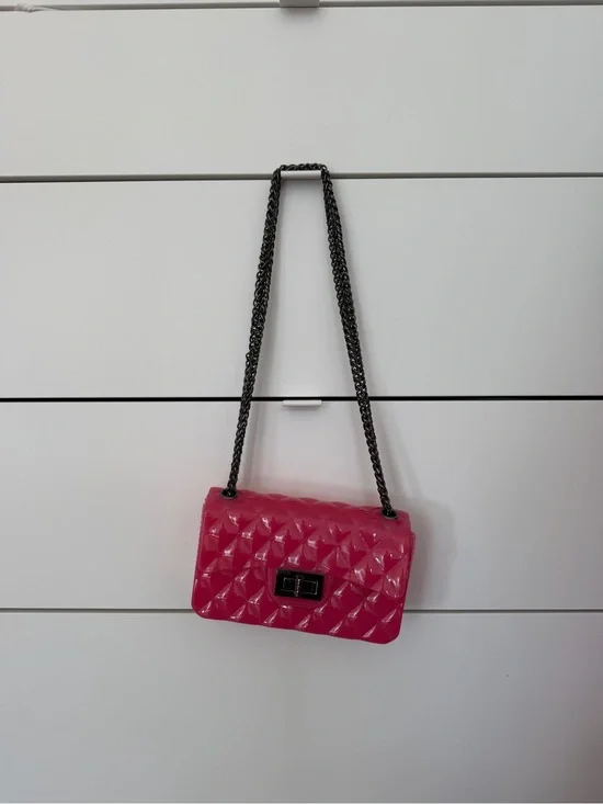 Hot pink jelly chain bag