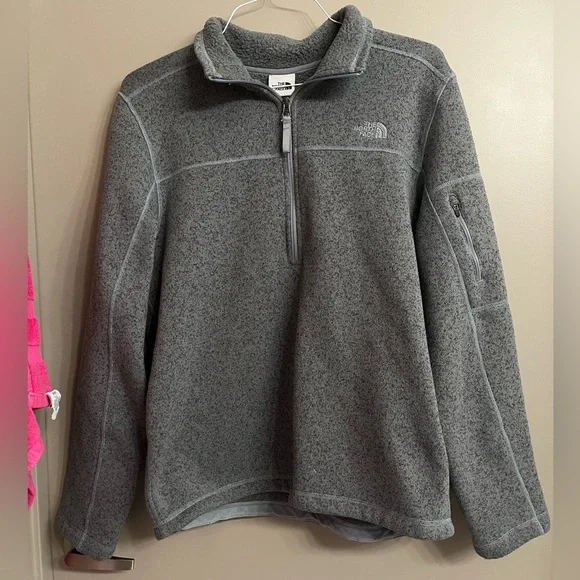 North Face Quarter Zip Fleece Pullover