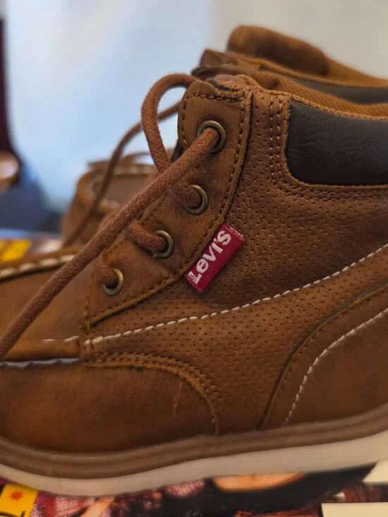 Levi's Kids 7Y Unisex MOC toe boot brown/tan