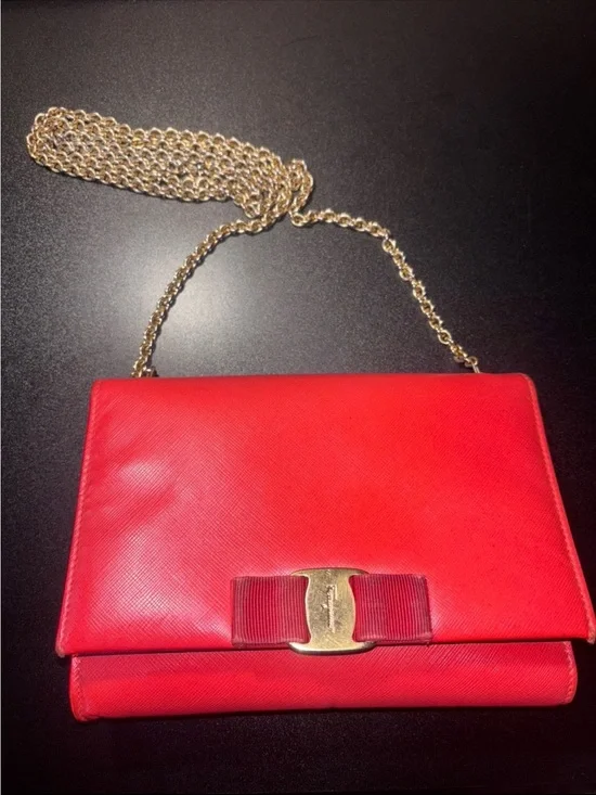 Salvatore Ferragamo Miss Vera Bow Cross Body Bag Original Chain