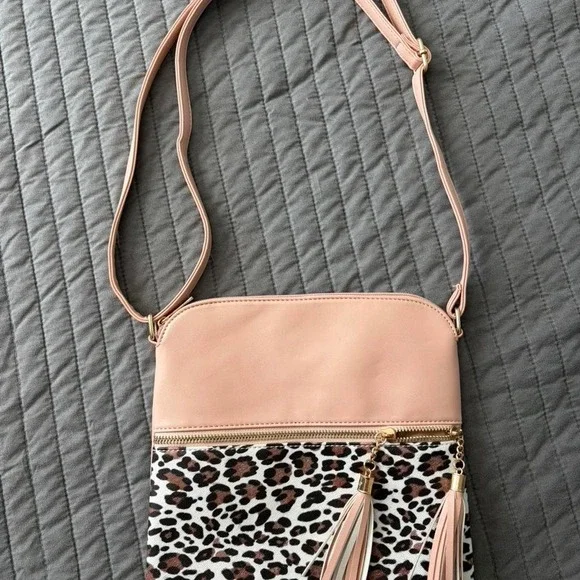 Pink Leopard Print Crossbody Bag Faux Leather Tassel Zipper Gold Hardware Purse