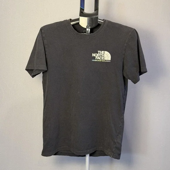 The North Face Shirt Mens Small Black Never Stop Exploring Box Logo Graphic‎ Tee