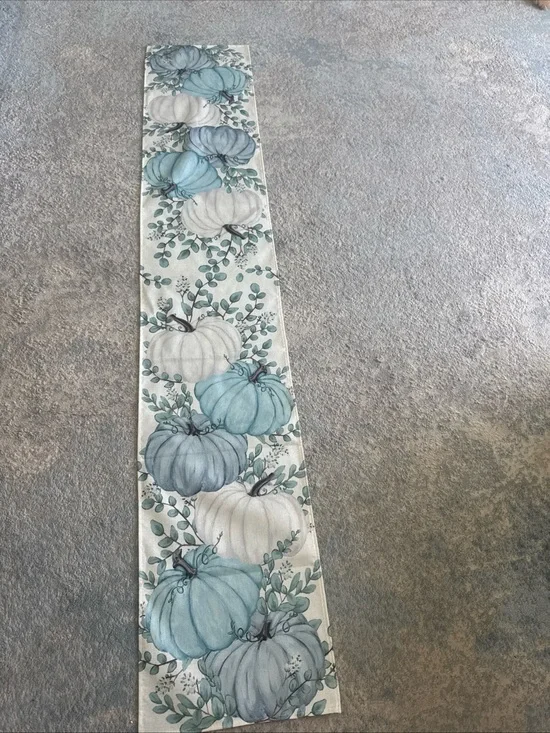 Blue & White Pumpkin Runner