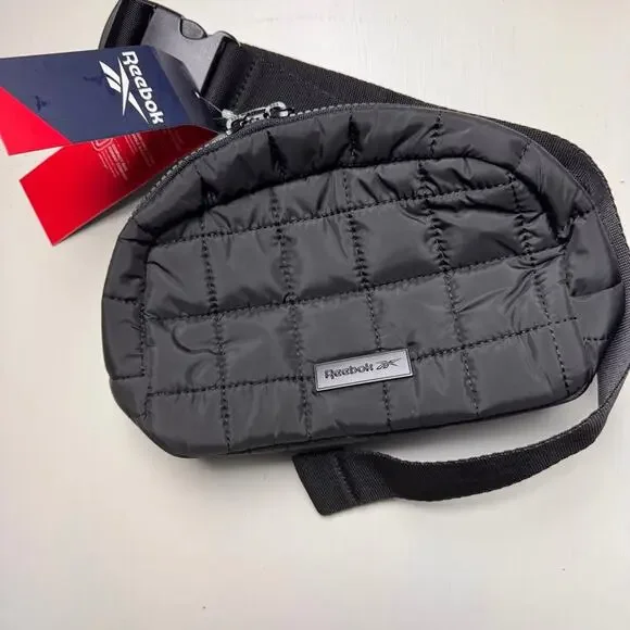 Reebok Trendy Fashionable Lightweight Black Fanny Pack Case Sz 1.6 L NWT
