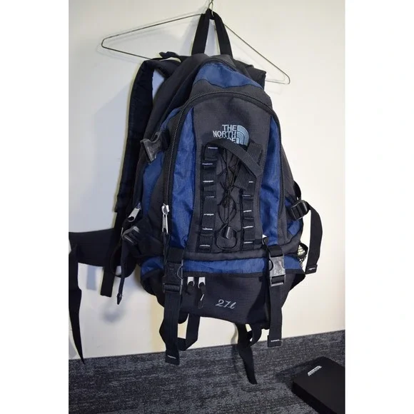 Vintage The North Face 27L Blue Daypack Hiking Backpack