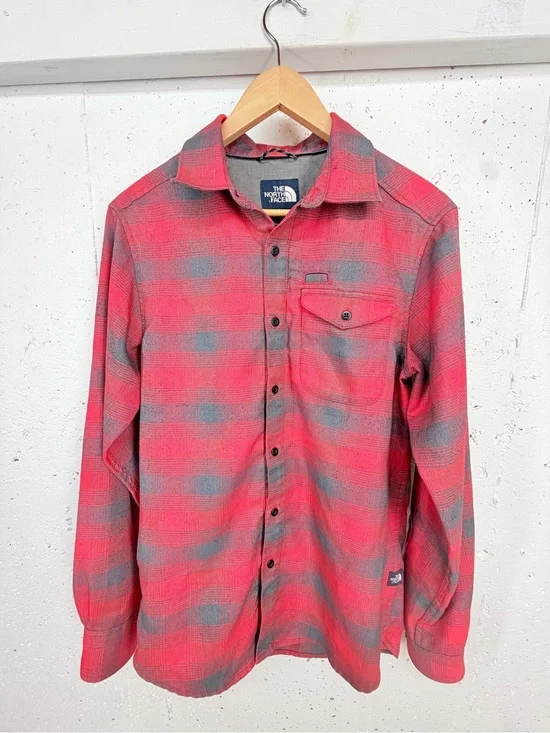 North Face Men’s Small Red Plaid Lightweight Flannel Long Sleeve Shirt