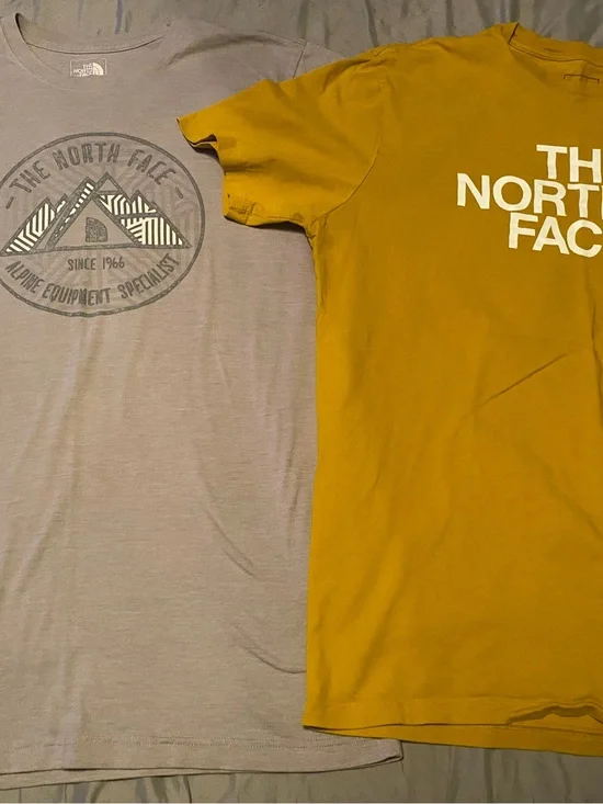 The North Face Men's Short Sleeve Logo Tee - Mustard Yellow and Gray